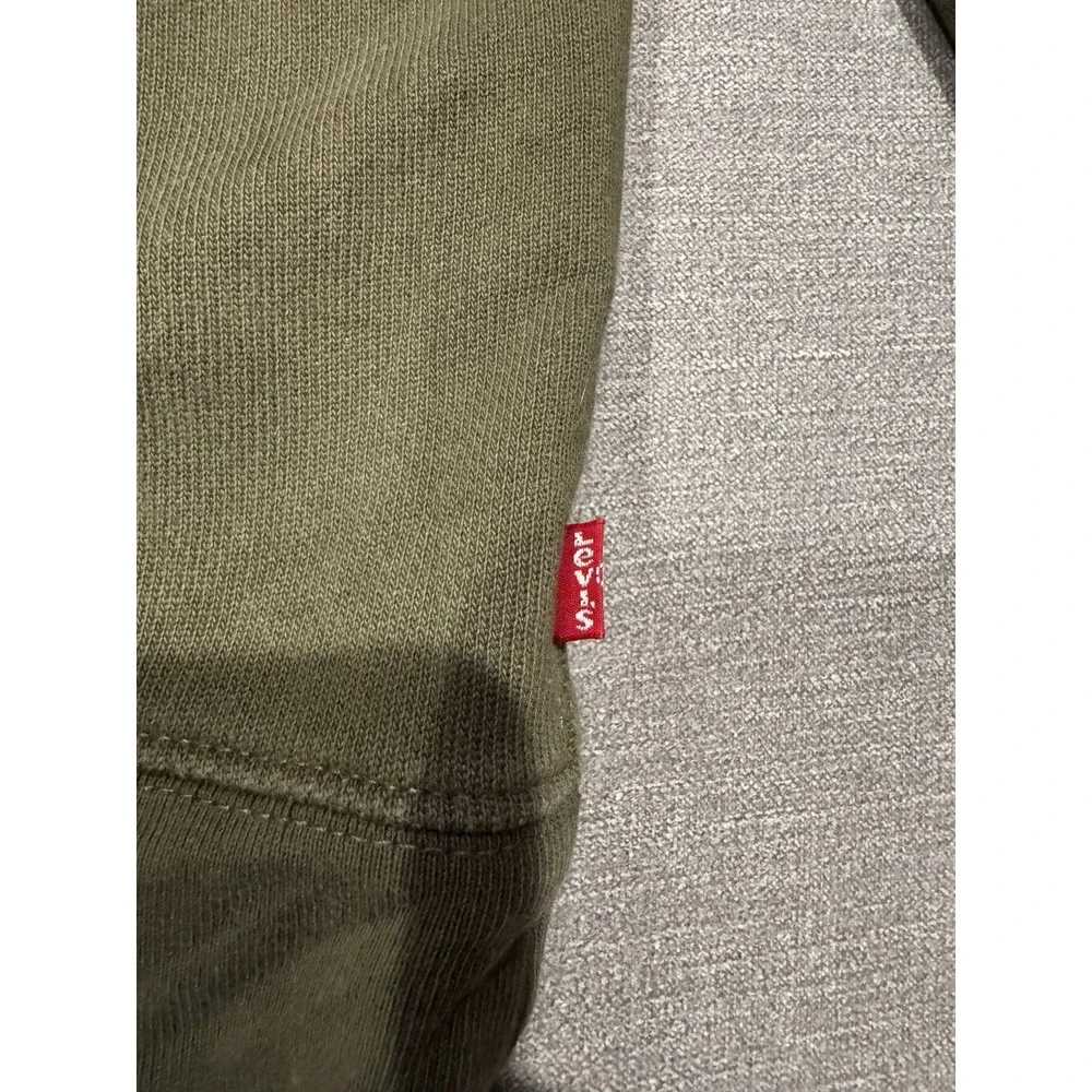 Levi's Men's Small Green Crew Neck Sweater Pullover